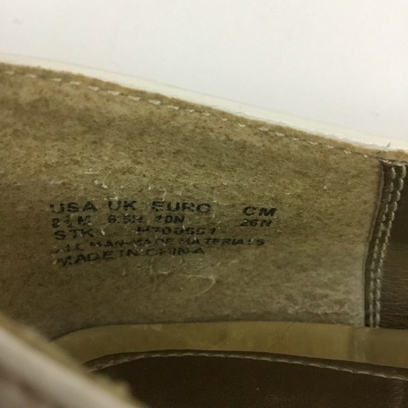 Soft Style Hush Puppies Embroidered Stitched Flats - Picture 6 of 8